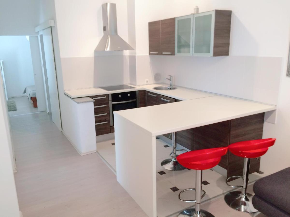 Apartment Cesarica Luaran gambar